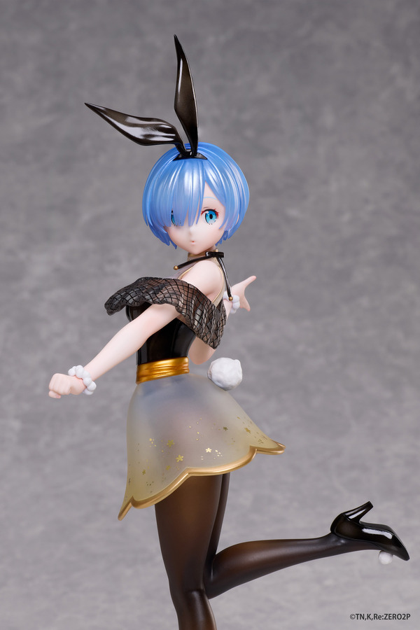 “re:zero”-rem’s-black-bunny-or-sportswear-outfit…which-do-you-prefer?-new-1/7-scale-figure-released