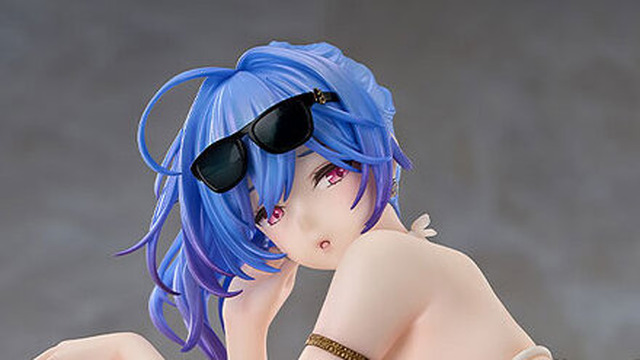 The sheer look of the swimsuit makes it even more sexy...! Pre-orders for 