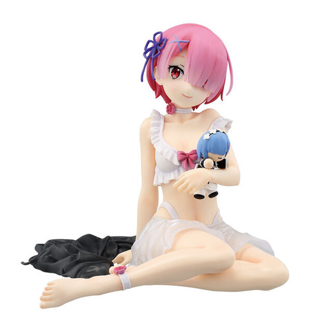 The last one prize is the Rem bust wearing a cat-eared hoodie,